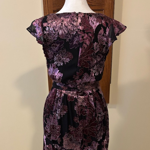 White House Black Market Purple and Pink Floral Dress - size 2 - Picture 11 of 13